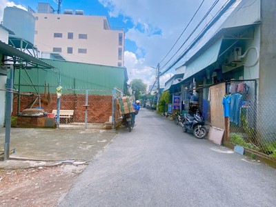 Bán nhà mặt tiền linh trung, thủ đức - mặt tiền gần kha vạn cân - 142m2 - chỉ 7 tỷ 6. 3