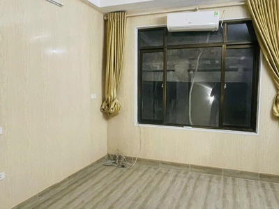 Nhà văn chương gần phố, 4 tầng sổ vuông, 5m ra ngõ chính 1