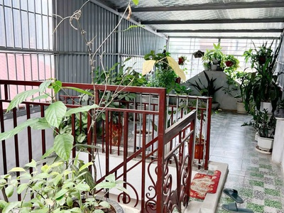Cho thuê nhà nguyên căn có thang máy nguyễn ngọc, 100m2 x 7 tầng, 10 phòng, 4
