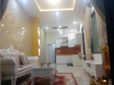 Nhà kiệt ô tô kinh doanh, phạm văn nghị ngay chợ, 71m2, 3 tầng, 12 phòng, 5.x tỷ 3