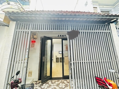  bán nhà hxh   đường bình đông   p.14, q.8   chỉ 4,3 tỷ 0