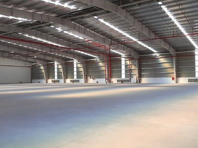 Cho thuê kho, nhà xưởng 2200M2 trong KCN Hoà Khánh, SÃN BÃI ĐẬU XE CONTAINER, GIÁ 55K 0
