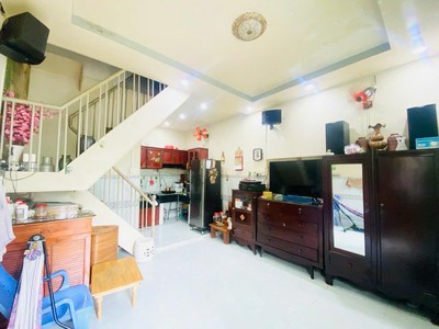 Siêu phẩm giá tốt chính chủ bản gấp 100m2 đất vuông hxh chỉ 6,2 tỷ cạnh tô ngọc vân. 0