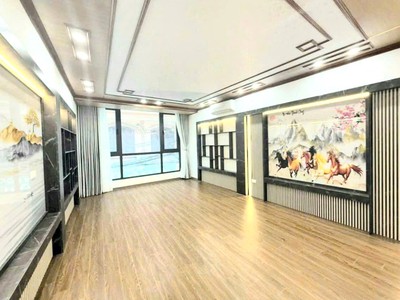 Bán nhà mặt phố bồ đề, 6 tầng thang máy, 2 ô tô vào nhà, kinh doanh sầm uất, dt: 72m , giá chào: 2