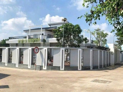 Biệt thự góc 2mt siêu đẹp   kiến trúc sư xây ở   nguyễn thị thảnh, hóc môn 0