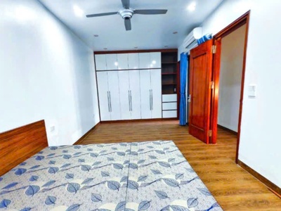 Bán nhà mặt ngõ thụy khuê 55m  x 7 tầng, mt 5m   kinh doanh   thang máy   vài bước ra hồ tây   giá 2