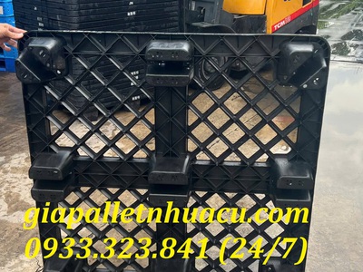 Thanh lý pallet nhựa chân cốc giá tốtttttt 3
