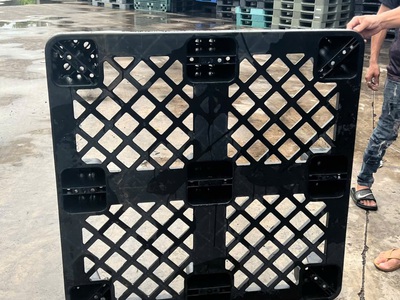 Thanh lý pallet nhựa chân cốc giá tốtttttt 4