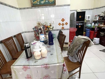 Gấp bán nhà mặt tiền kinh doanh ngay chợ bình thành 164m2-4 tầng thang máy 15 tỷ 3