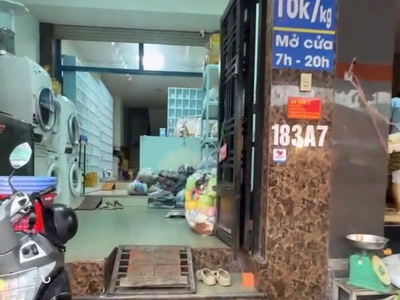 Cần sang nhượng tiệm giặt sấy tại 183 tôn thất thuyết, p4, q4 0