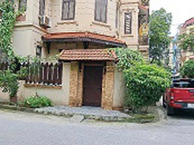 Tôi cần bán gấp biệt thự tại kđt đại kim, hoàng mai, 42 tỷ, 108m2 lh: 0912 256 749 3