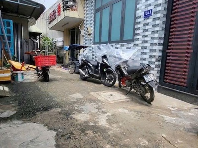 Nhà 1 tầng 56m , hẻm 3.5m, gần hiệp thành city, giá 2.8 tỷ thương lượng 1