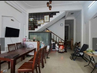 Nhà mặt tiền Tạ Mỹ Duật đường 10.5m vị trí toàn khách Tây song song Dương Đình Nghệ 0