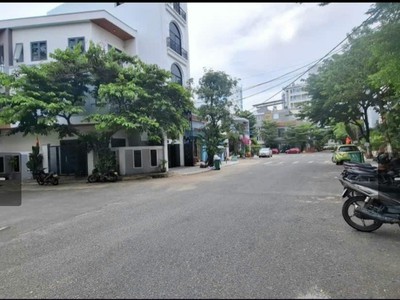 Nhà mặt tiền Tạ Mỹ Duật đường 10.5m vị trí toàn khách Tây song song Dương Đình Nghệ 2
