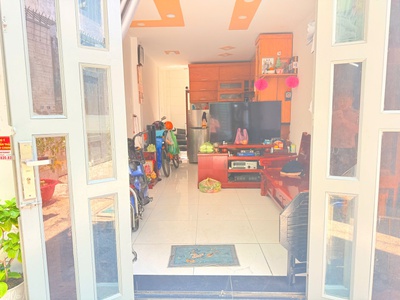 Nhà xinh sổ hồng riêng 1 lầu 42m2 trương thị hoa ngay siêu thị metro q12 2