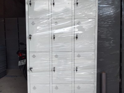 Có nên sử dụng tủ sắt 12 ngăn tại trường học 0