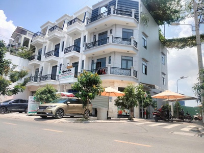 Bán Nhà Phố Shophouse Mặt Tiền Chợ Khu Bảo Tân Residence qui mô 5000m2 với diện tích vô cùng đa dạ 0