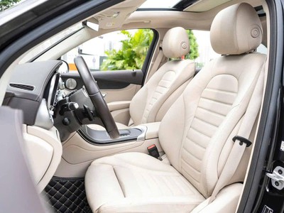 Mercedes Glc300 3
