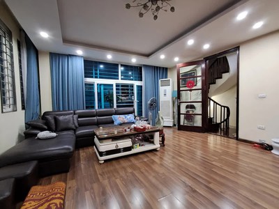 Ô tô đỗ cửa s64m mt 5m giá14 tỷ mỹ đình namtừliêm 2