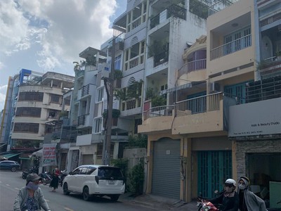 Nhà ngộp quận 5  xhx mới đẹp gần mặt tiền nguyễn biểu p. chợ quán shr 52m 4 tầng 8.5tỷ 0