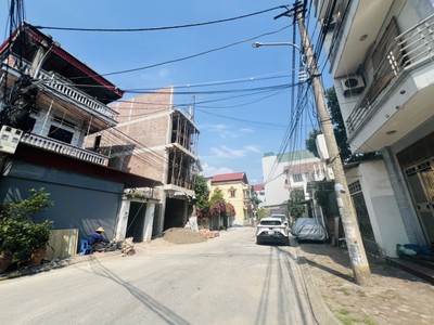 Chính chủ bán đất long biên, ô tô cách 20m, sổ đỏ riêng   giá cực tốt  73m2-7.4tỷ 0