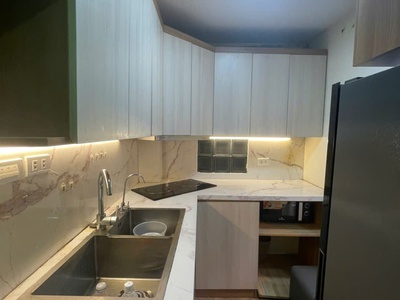 Chính chủ cần bán căn hộ tập thể đẹp - giá tốt - ngay mặt phố nguyễn văn cừ, long biên, tphn 1