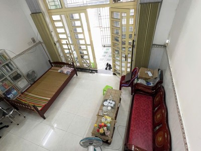 Bán nhà 1 trệt 1 lầu tp.thủ đức,shr đường xe hơi,giá tốt nhất khu vực 2