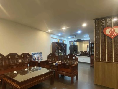 Bán nhà khu tây hồ   60m , sẵn nhà 5 tầng ở ngay, vài bước ra ô tô tránh, giá chỉ 15 tỷ 1