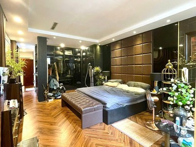 Bán nhà vĩnh phúc oto gần phố , dân xây, nhà đẹp ở ngay 50m 5tầng 10,5 tỷ 1
