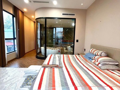 Bán nhà vĩnh phúc oto gần phố , dân xây, nhà đẹp ở ngay 50m 5tầng 10,5 tỷ 2