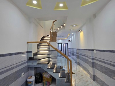 Nhà mới 2mt 3 tầng hxh sàn 154m2, nở hậu   vạn kiếp bt 2