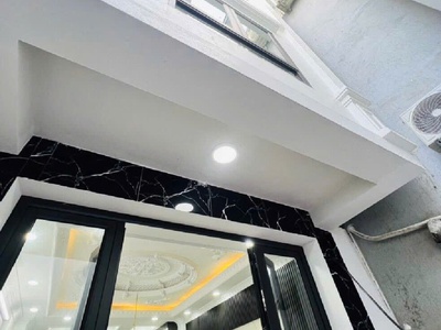 Tt huyện thanh trì, dân xây nhà mới kính koong 6 tầng 35 m2 chỉ hơn 4 tỷ. 4