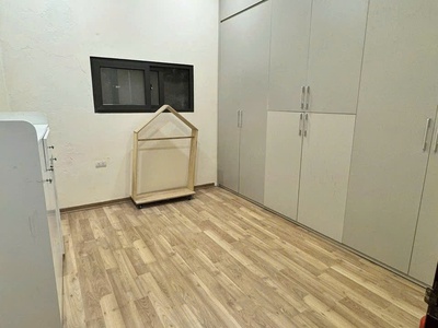 Cho thuê nhà nguyên căn cù chính lan, 45m2 x 5 tầng, 6 ngủ, 15 triệu/tháng 2