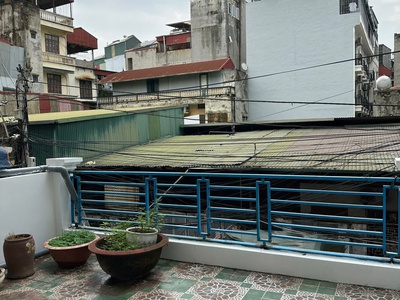 Cho thuê nhà ngõ 1041 giải phóng, 67m2 x 3 tầng 4pn, 15 triệu kd, vp kết hợp ở 3