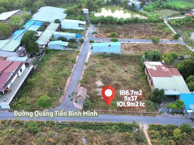 Chính chủ gửi mặt tiền kd quảng tiến bình minh, 1.6 tỷ 186.7m2 0