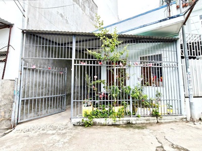 Bán nhà vuông vức có 4 phòng trọ đường lương định của, phường tây nha trang 2