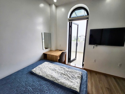 CHo thuê căn hộ 1 ngủ tách bếp chỉ 8tr tại Vinhomes Marina 2