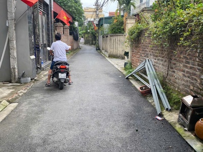 Bán đất 63m    đa tốn   gia lâm   ô tô vào đất   gần đường 379 hơn 4 tỷ 1