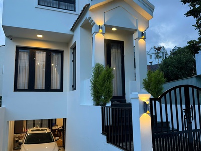 Bán villa 2 mặt tiền xe hơi   kqh ngô quyền, phường cam ly, đà lạt 0