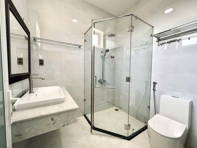Nhà đẹp 5 tầng - 64m2 - 5pn 6wc - ngay trường đh hutech - bình thạnh - p15 - bán 11.9 tỷ - tl 1