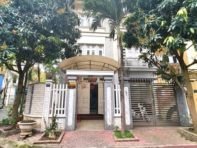 Bán biệt thự kđt mỹ đình, lô góc kinh doanh, 150m2, 4 tầng, vị trí cực đẹp 0