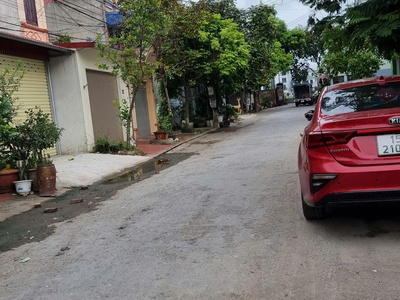 Bán nhà  tầng 90m2 đường 10m ngay chợ dế, tt.an dương 0
