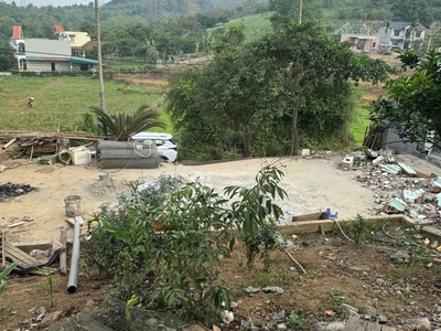 Chính chủ cần bán lô đất có vị trí đẹp ở thị trấn lương sơn   h. lương sơn   hòa bình. 2