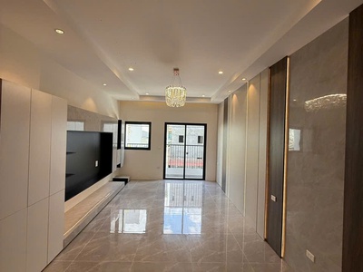 bán nhà ngọc thụy-long biên siêu phẩm ngõ 268 ngọc thụy   82m    5 tầng thang máy   gara   ở 0