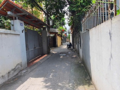  bán nhà ngọc thụy-long biên mặt phố nguyễn gia bồng   183m    vị trí đẹp nhất phố   kinh doanh 1