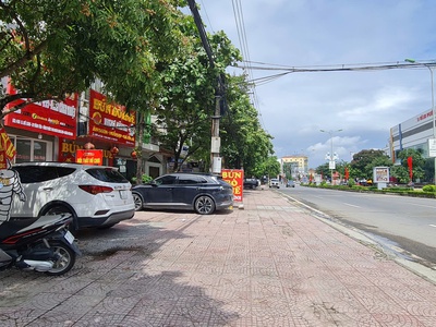 Cho thuê nhà đường Mê linh, Khai quang, Vĩnh yên, Vĩnh Phúc. Giá chỉ 13 triệu/ tháng 0