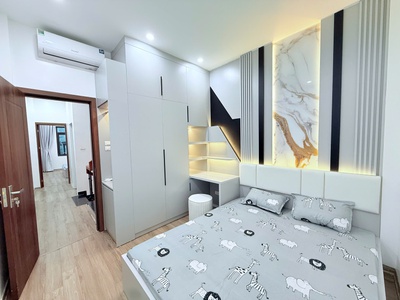 Nhà đẹp 40m2, Phố Hồng Mai, ngõ thông, 4 tầng, 4 phòng ngủ, đầy đủ nội thất đẹp long lanh, giá 9 tỷ. 5