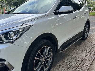 Chính chủ bán xe HUYNDAI SANTAFE sản xuất năm 2017 0