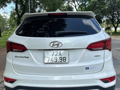Chính chủ bán xe HUYNDAI SANTAFE sản xuất năm 2017 2