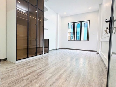 Khu 7.2HA VĨNH PHÚC - Ngõ thông thoáng - Ba gác vào nhà - Trước nhà rộng, thoáng sáng 2